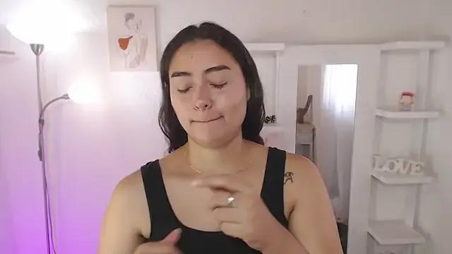 _Kim__M on StripChat