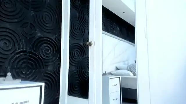 AbigailWilliams_ — CUMM in my mouth