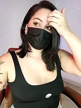 Aiunii1 — Naked+FuckPussy+BigSquirt