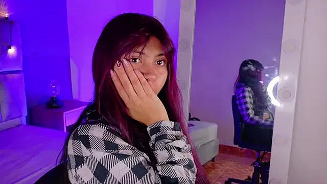 Freechat alaia-rogers on StripChat