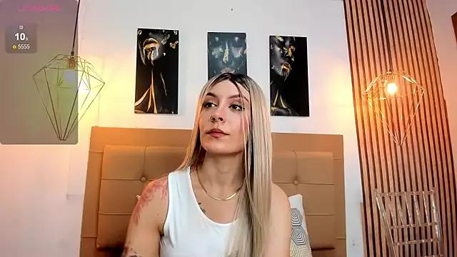 alesziarose on StripChat