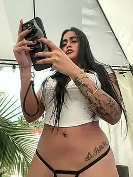 Alexandra_duque on StripChat