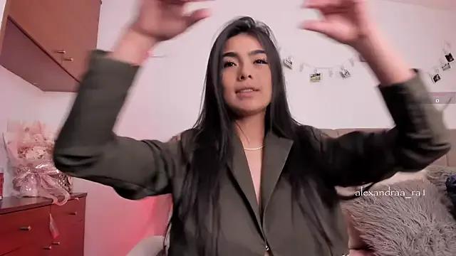 Alexandra_ra on StripChat