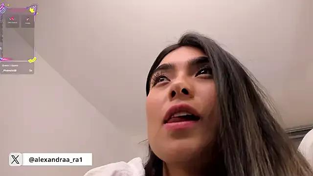 Alexandra_ra on StripChat