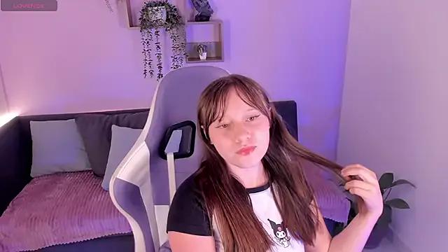 AliciaMoonx on StripChat