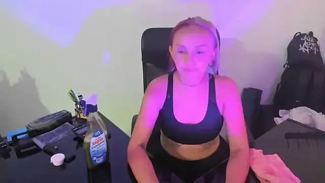 Alterego1__ on StripChat