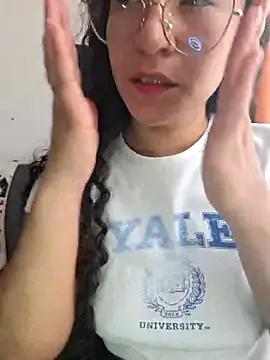 Amara_01 — Fuck my pussy until it drips creamy