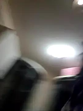 Amberhotqueen — natural naked bouncing tits+nipple clips