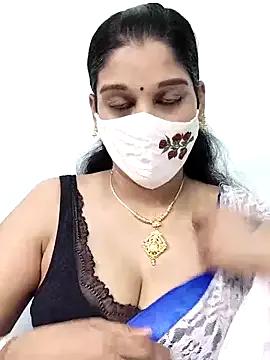 amelia-rani on StripChat