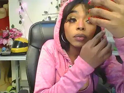 Anaconda2350 on StripChat