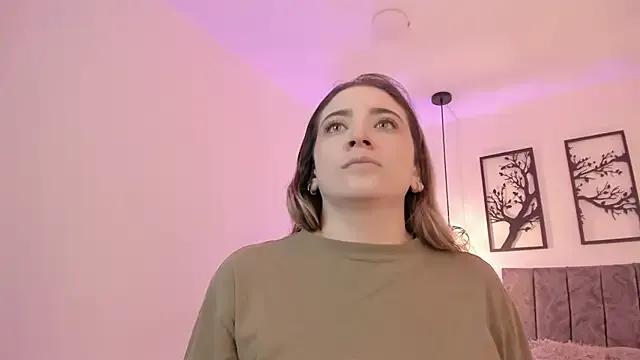 Andy_and_emma on StripChat