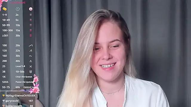 AngelAnty on StripChat