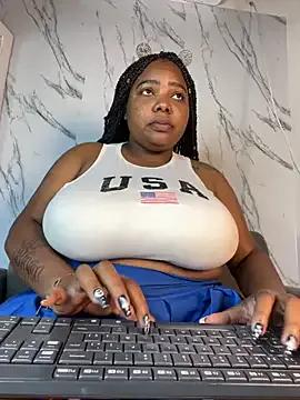 angelGgold on StripChat