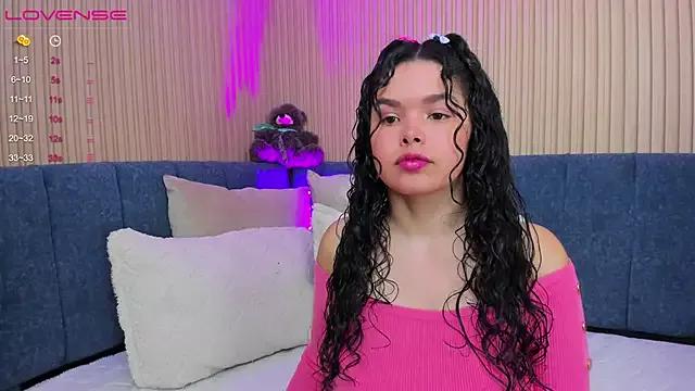 angeline_teen on StripChat