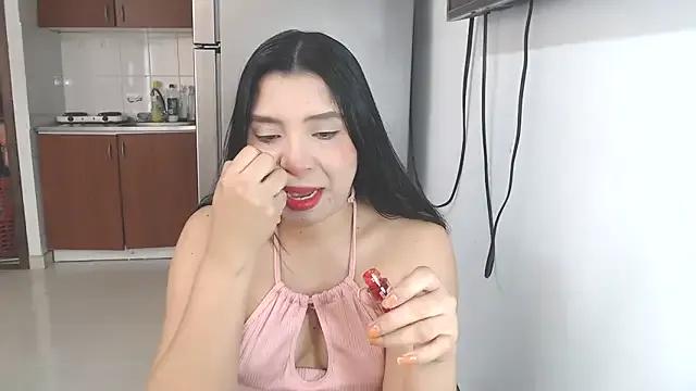 Antoneella_vz on StripChat