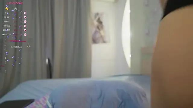 Ariana__ on StripChat