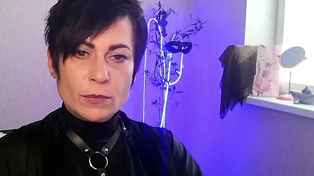 Ashley_Brookss — feet close to the camera