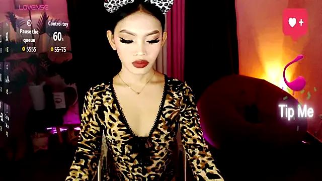 Asianprincess69 on StripChat