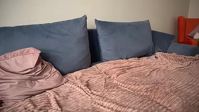 Aurora_Asti on StripChat