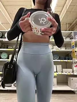 barbiehumpxxx on StripChat