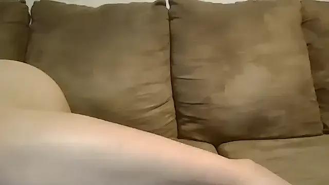 beautylovess on StripChat