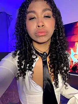 bella__honey on StripChat