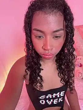 bella__honey on StripChat