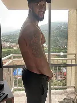 blackdrey18 on StripChat