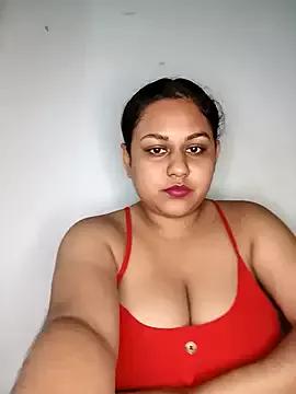 bumblebeegirl on StripChat