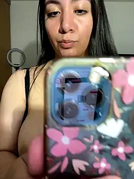 BustiBunny69 on StripChat