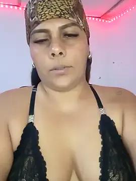 camila_rogue on StripChat