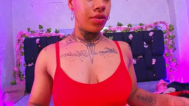 canela_oss on StripChat