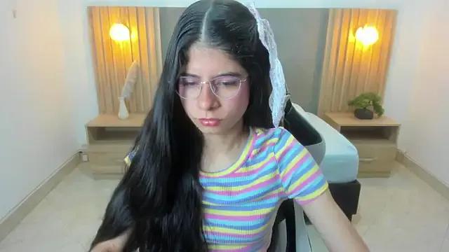 carlina_15 on StripChat