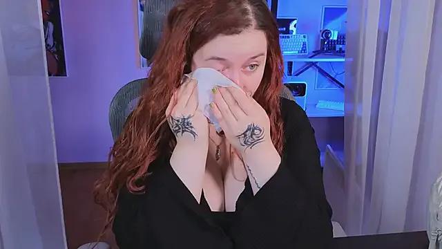 carolina_elf on StripChat