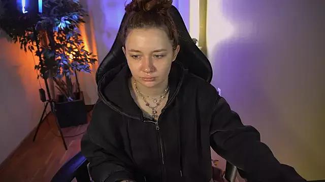 carolina_elf on StripChat