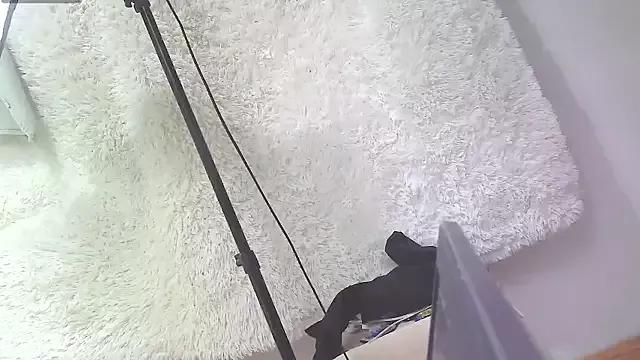 carolinesampaio on StripChat