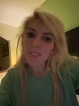 CelestialRuby on StripChat