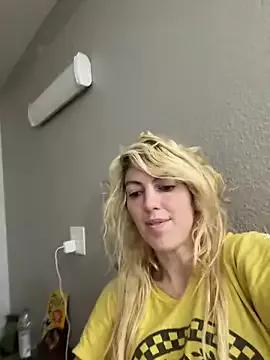 CelestialRuby on StripChat