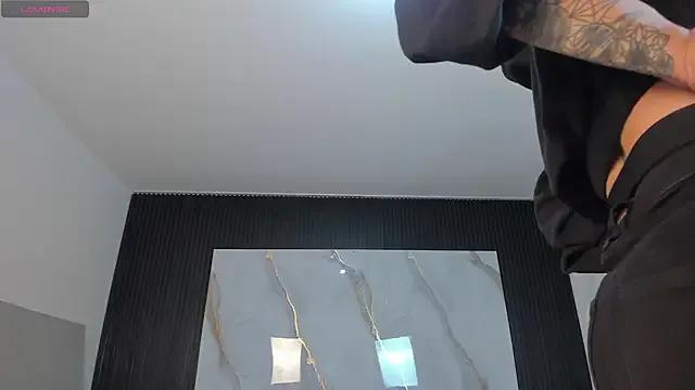 Freechat charlottewhitte on StripChat