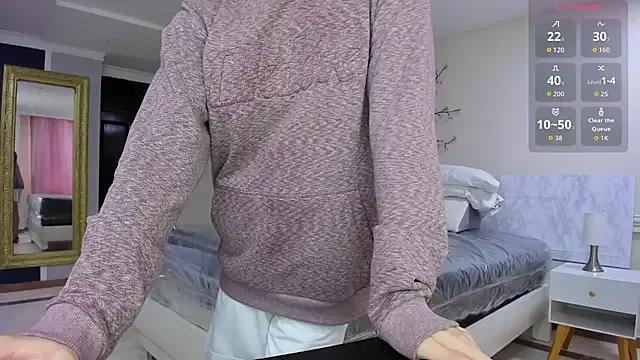 charolbruce_1 on StripChat