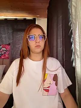 CoraVibes on StripChat