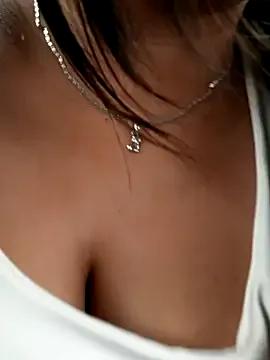 Cristal__04 on StripChat