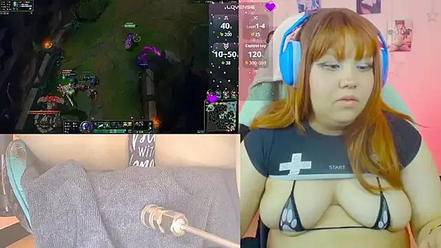 crystal7u7 on StripChat