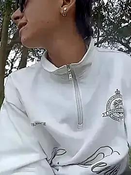 Cuervo_maniaco — Cum on my feets public road no sucks