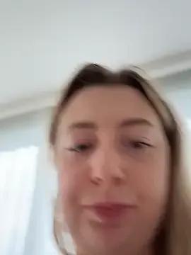 curvyflawless on StripChat