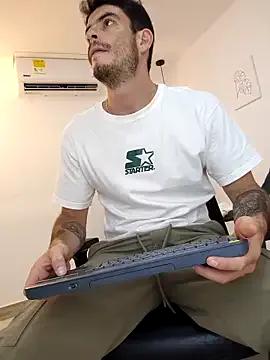 damian_bull on StripChat