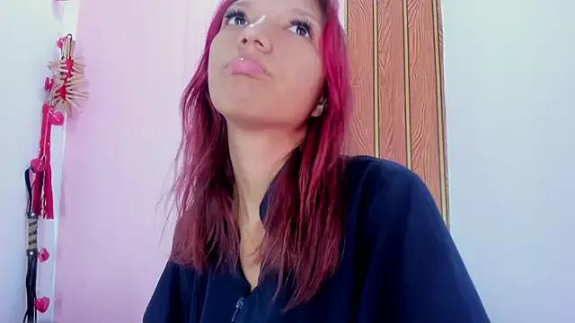 StripChat daphneandrade is Freechat daphneandrade — doggy+ plug anal