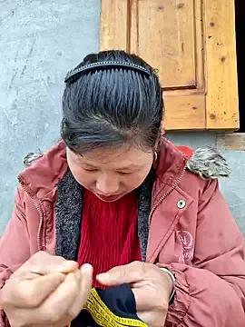 diamond-- on StripChat