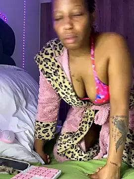 Diamondpussy97 — Squirt