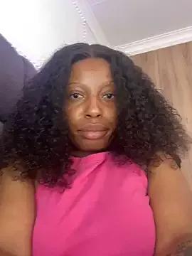 Diamondpussy97 on StripChat